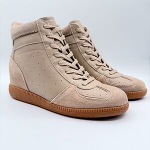 Steve Madden “Morris” Taupe womens sneaker